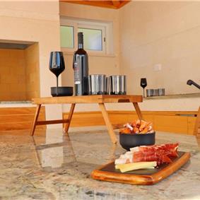 6 Bedroom Beachfront Villa with Heated Pool near Vela Luka on Korcula Island, Sleep 12
